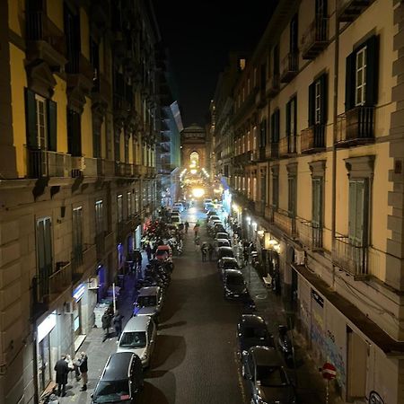 La Dimora Dei Borbone Apartment เนเปิลส์ ภายนอก รูปภาพ